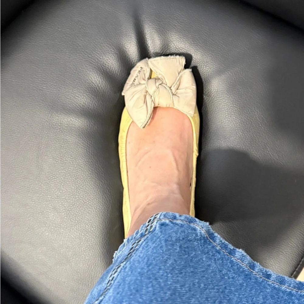 Authentic Prada Yellow Patent Leather Ballet Flats w/ Satin Bow – Size 38.5 - Picture 5 of 5
